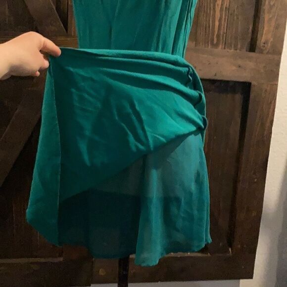 XXI Emerald dress sz- med - Picture 6 of 7